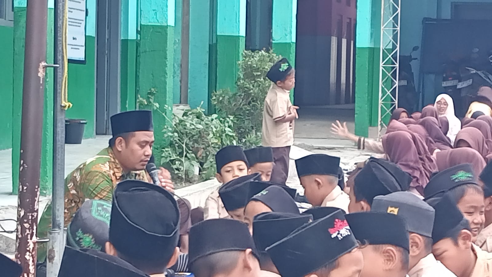 Foto Baca Surat Yasin bersama